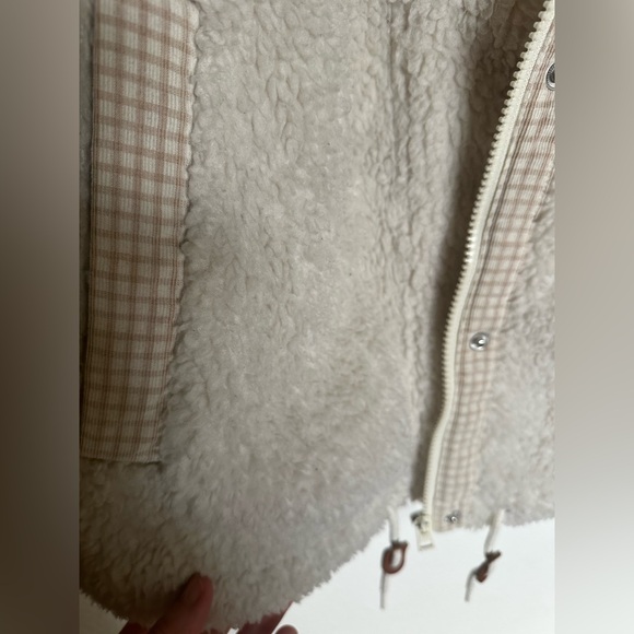 Madewell resourced Sherpa zip jacket. Small - Picture 7 of 10